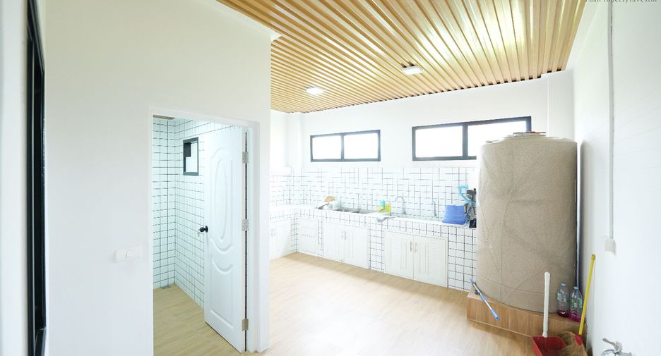 For sale 4 bedrooms retail Space in Bang Bua Thong, Nonthaburi