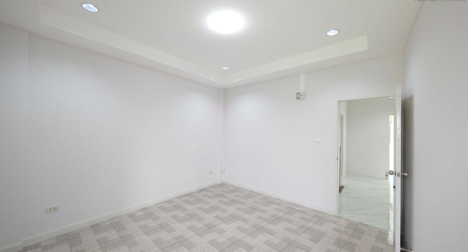 For sale 4 bedrooms retail Space in Bang Bua Thong, Nonthaburi