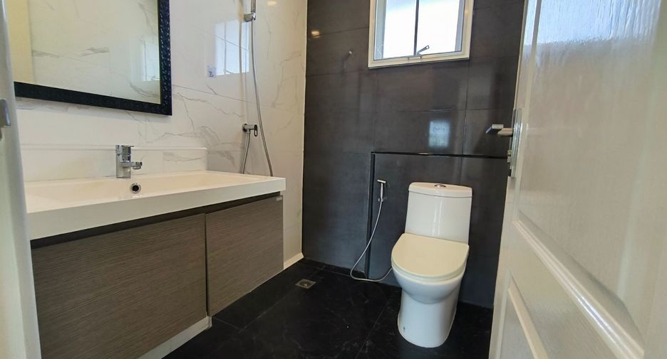 Haus zum Kauf mit 3 Zimmer in Bang Sao Thong, Samut Prakan