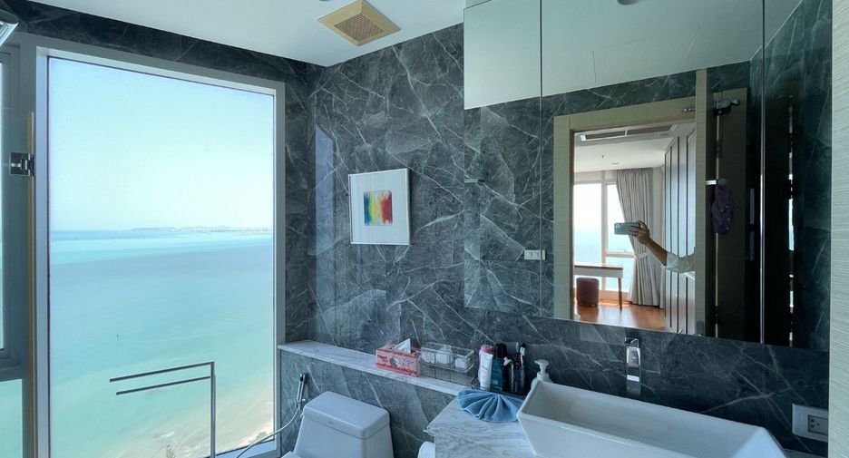 For sale 3 ベッドルーム condo in Bang Lamung, Chonburi