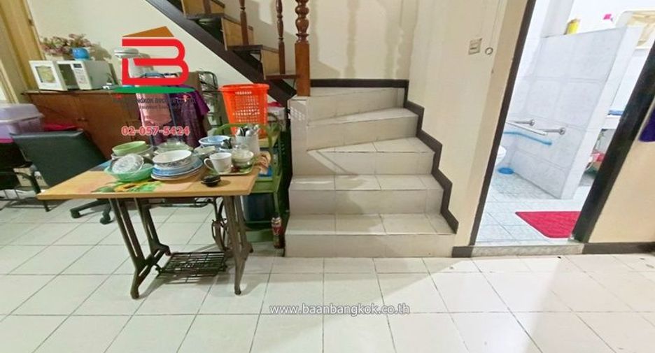 For sale 2 bedrooms townhouse in Bang Khen, Bangkok