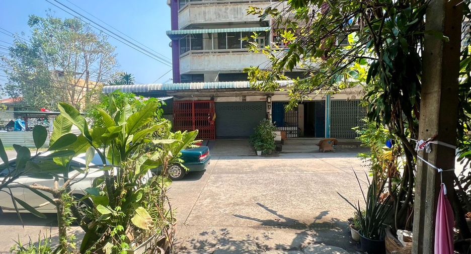 Gewerbefläche zum Kauf in Nong Khaem, Bangkok