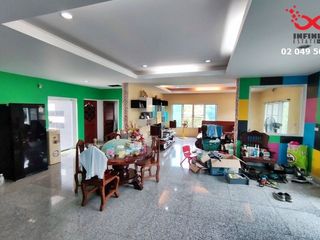 For sale 4 Beds house in Khlong Luang, Pathum Thani