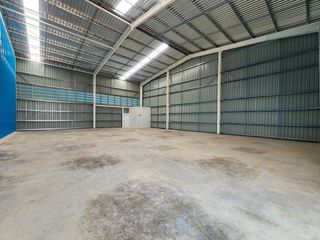 Almacén en alquiler en Khlong Luang, Pathum Thani