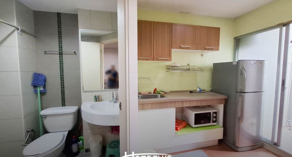 For sale 1 bed condo in Khan Na Yao, Bangkok