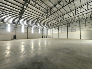 出租 仓库 在 Lam Luk Ka, Pathum Thani