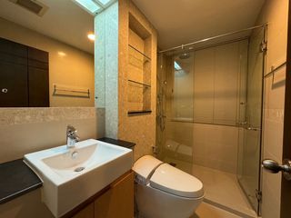 For rent 3 bed condo in Khlong Toei, Bangkok