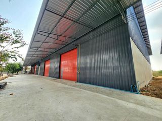 For rent warehouse in Lam Luk Ka, Pathum Thani