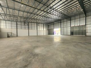 For rent warehouse in Lam Luk Ka, Pathum Thani