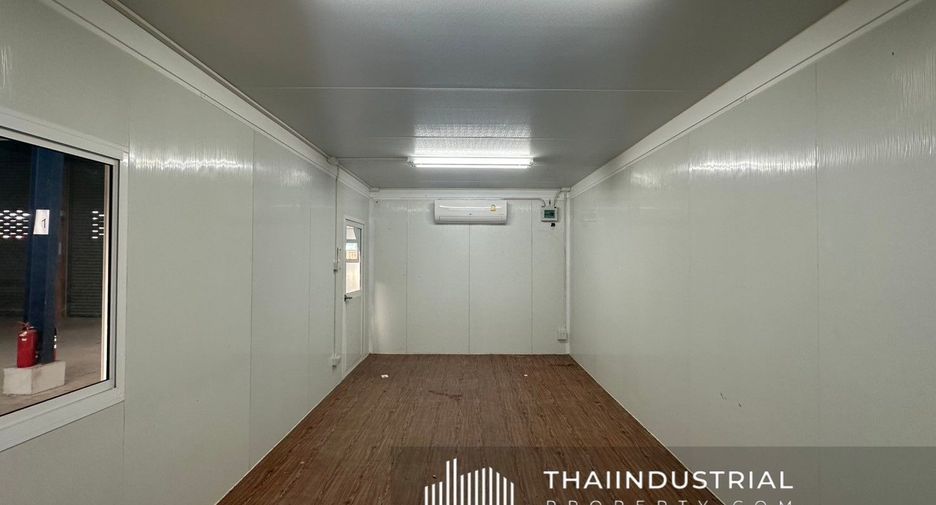 For rent warehouse in Mueang Samut Prakan, Samut Prakan