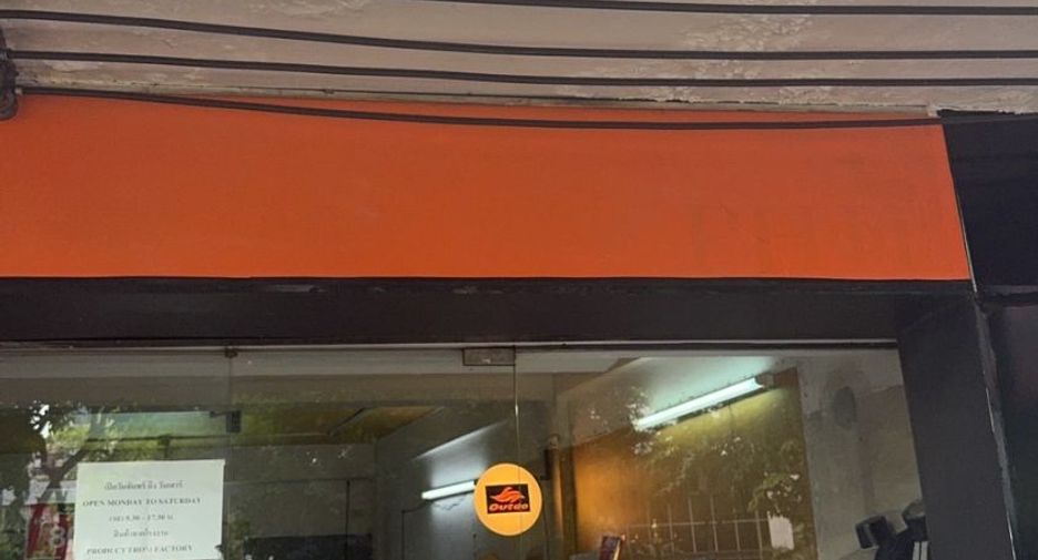 For rent retail Space in Khlong Toei, Bangkok