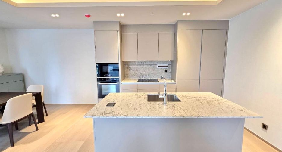 For sale 2 bedrooms condo in Pathum Wan, Bangkok