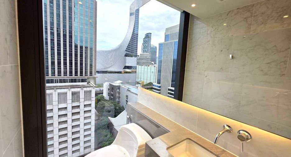 For sale 2 bedrooms condo in Pathum Wan, Bangkok