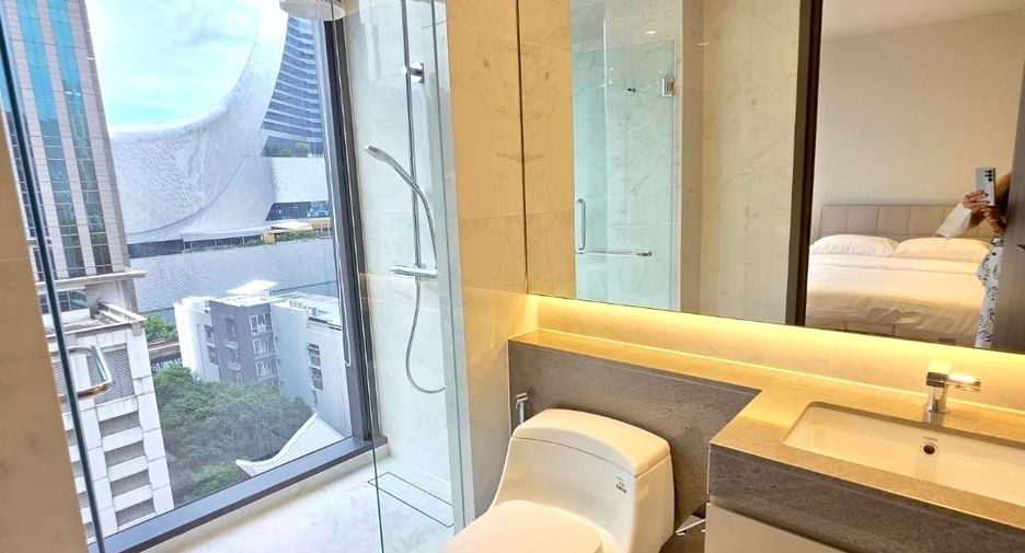 For sale 2 bedrooms condo in Pathum Wan, Bangkok