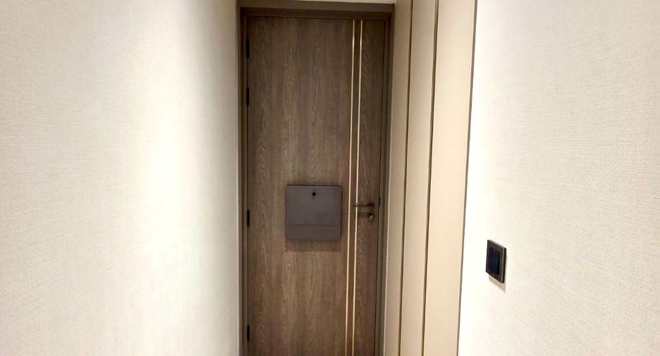 For sale 2 bedrooms condo in Pathum Wan, Bangkok