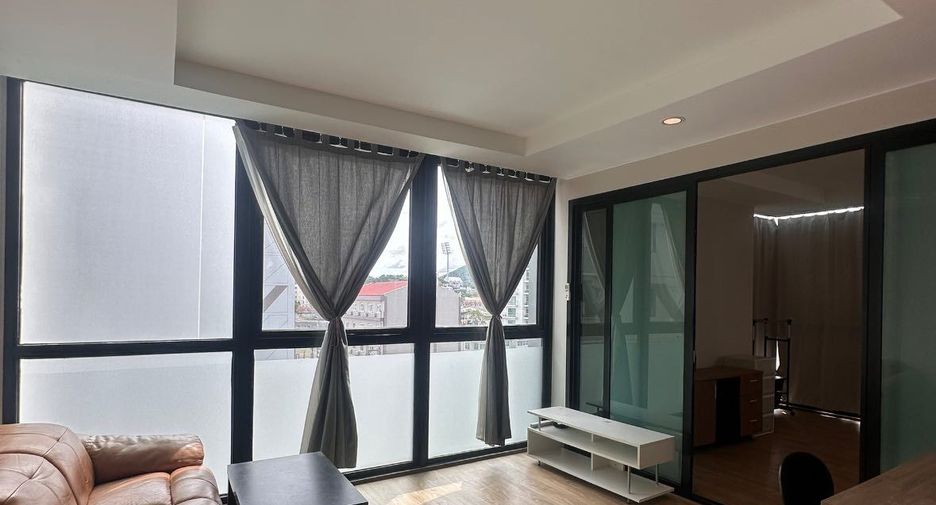 For rent and for sale 1 bed condo in Si Racha, Chonburi