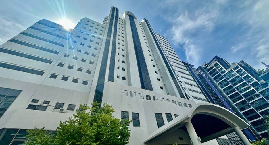 For sale 2 bedrooms condo in Si Racha, Chonburi