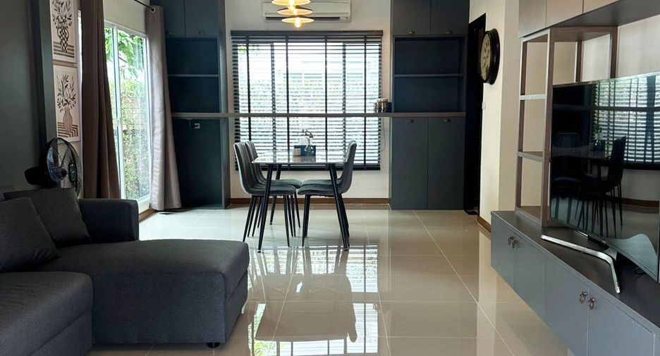 For rent 3 bedrooms house in Suan Luang, Bangkok
