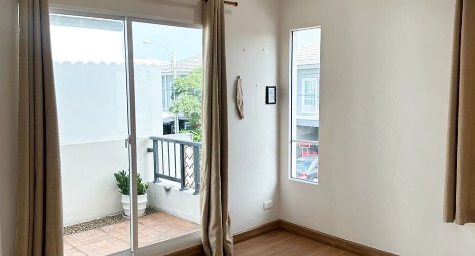 For rent 3 bedrooms house in Suan Luang, Bangkok