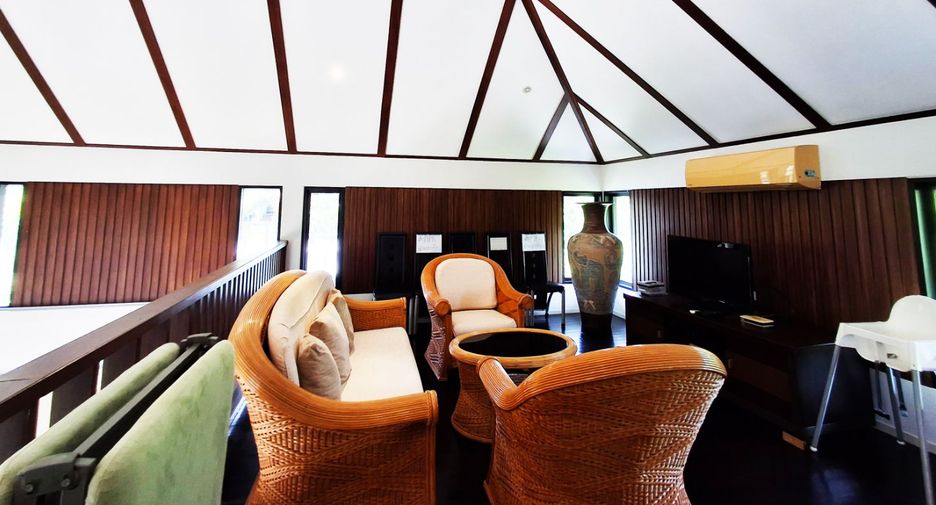 For sale 3 bedrooms villa in Klaeng, Rayong