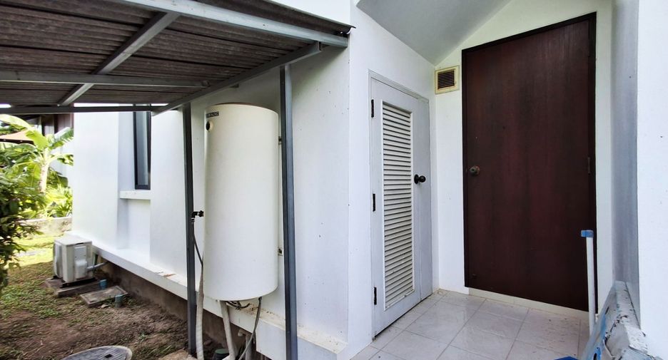 For sale 3 bedrooms villa in Klaeng, Rayong