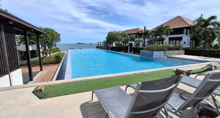 For sale 3 bedrooms villa in Klaeng, Rayong