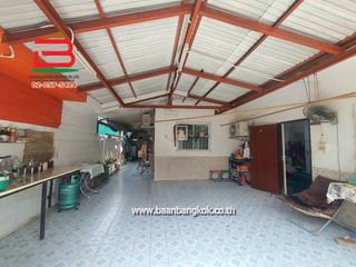 For sale 2 ベッドルーム house in Khlong Sam Wa, Bangkok