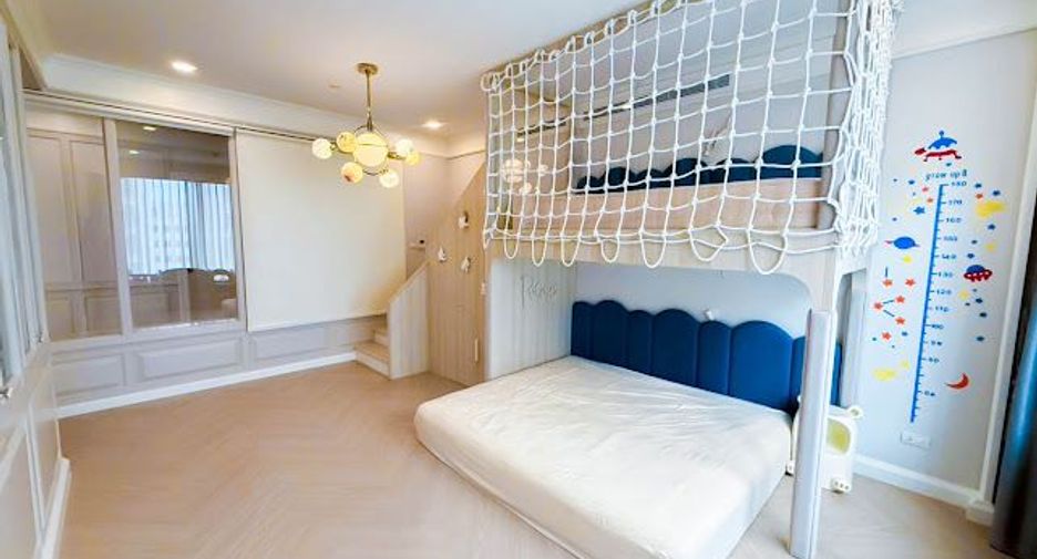 For rent and for sale 4 bedrooms condo in Pathum Wan, Bangkok