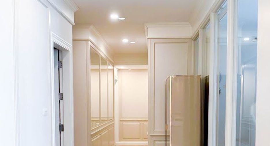 For rent and for sale 4 bedrooms condo in Pathum Wan, Bangkok