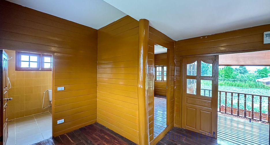 Продажа 2 спальни дом в Дои Сакет, Чианг Маи