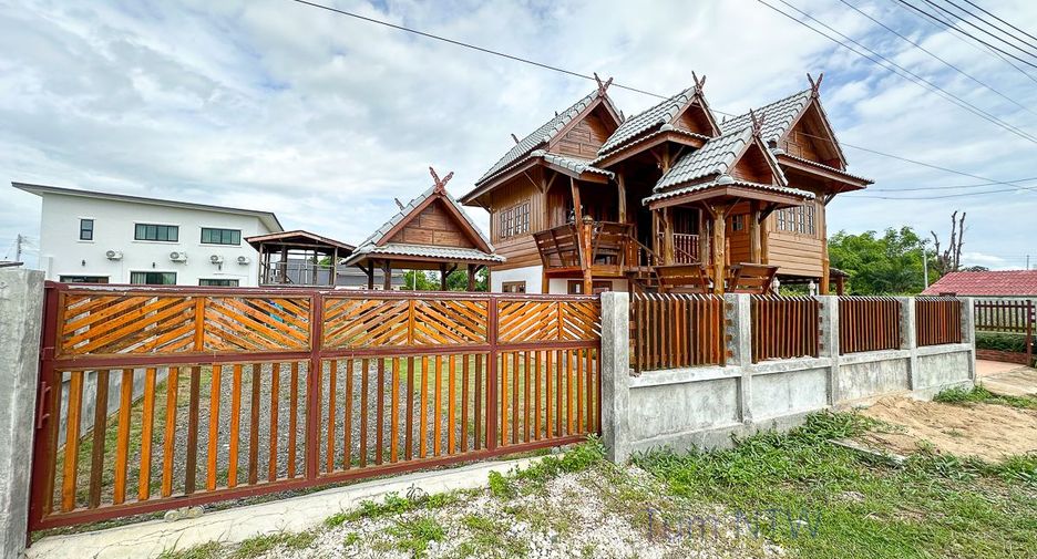 Продажа 2 спальни дом в Дои Сакет, Чианг Маи