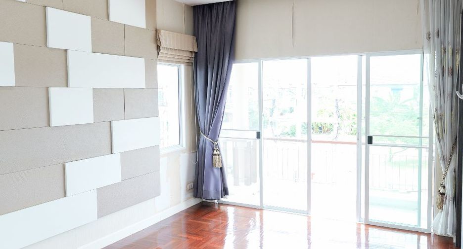 For sale 3 bedrooms house in Bang Bua Thong, Nonthaburi