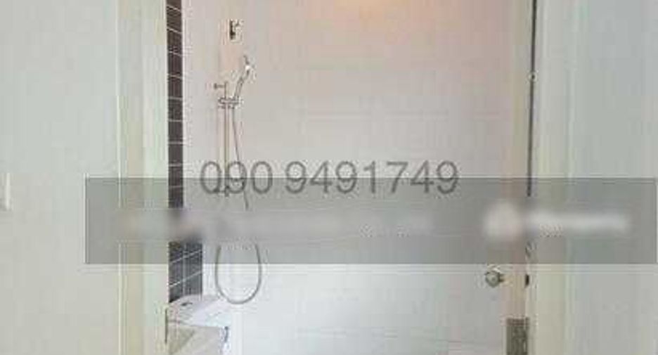 For rent 3 bedrooms townhouse in Bang Khae, Bangkok