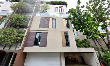Condo en venta de 2 habitaciones en Yan Nawa, Bangkok