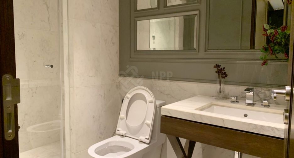 For rent 3 ベッドルーム apartment in Khlong Toei, Bangkok