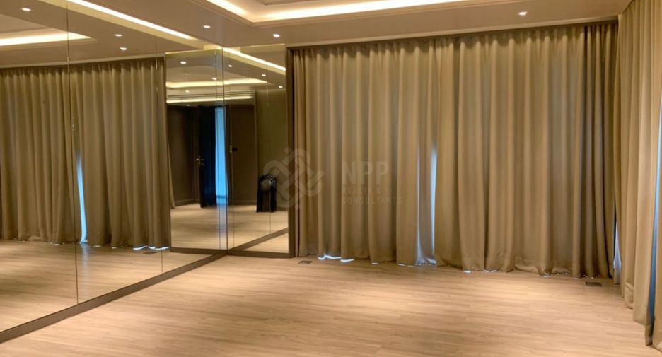For rent 3 ベッドルーム apartment in Khlong Toei, Bangkok