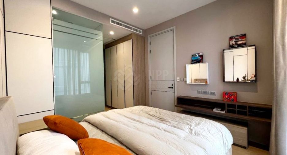 For rent 2 bedrooms apartment in Khlong Toei, Bangkok