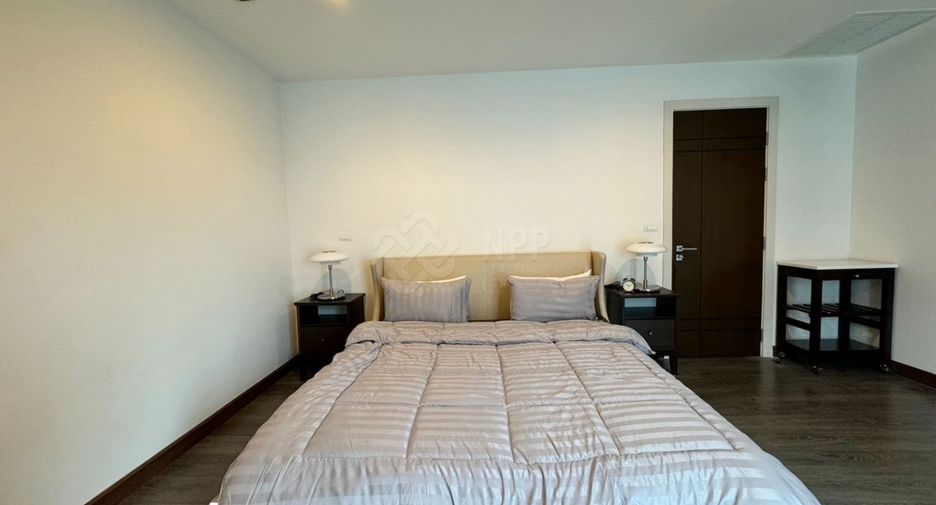 For rent 3 ベッドルーム apartment in Khlong Toei, Bangkok