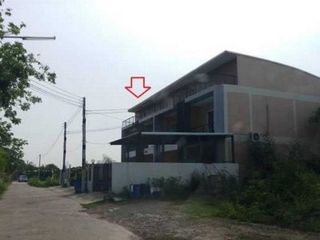 For sale 2 bed townhouse in Sanom, Surin