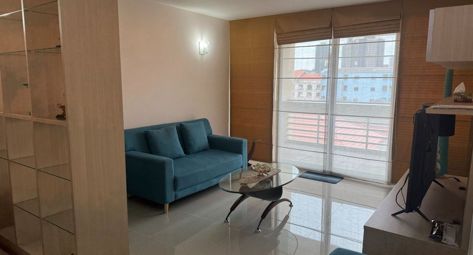 For rent 2 bedrooms condo in Watthana, Bangkok