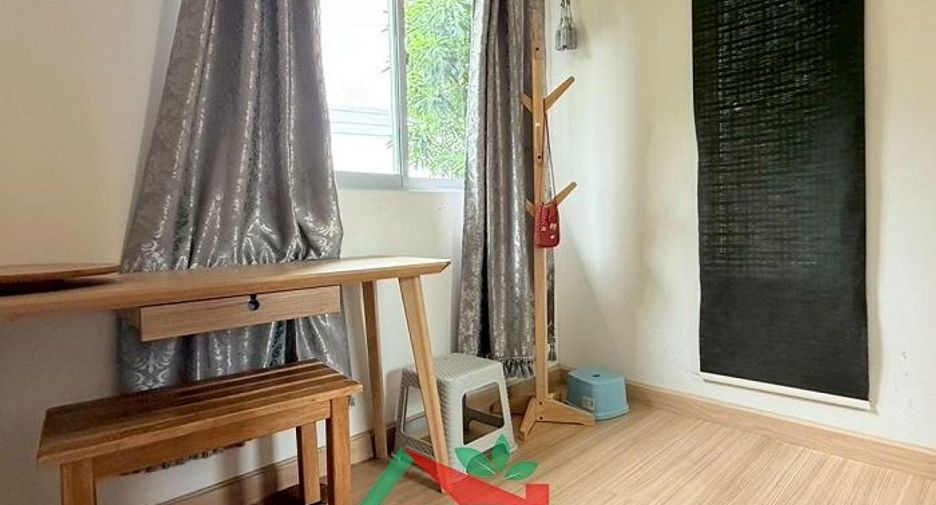 For sale 3 bedrooms townhouse in Khlong Sam Wa, Bangkok