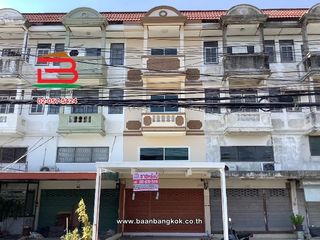 For rent and for sale 3 bedrooms retail Space in Bang Khen, Bangkok