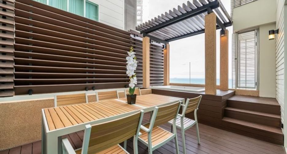 For sale 4 ベッドルーム condo in Bang Lamung, Chonburi