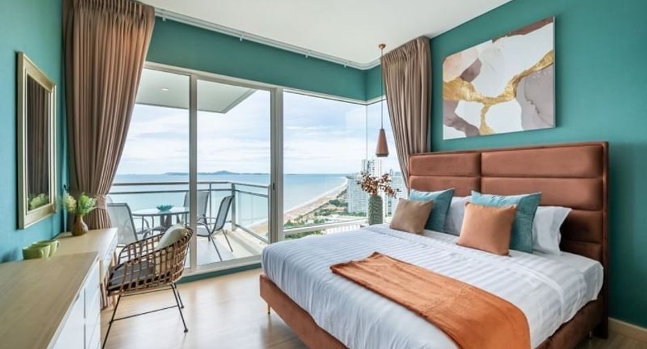 For sale 4 ベッドルーム condo in Bang Lamung, Chonburi