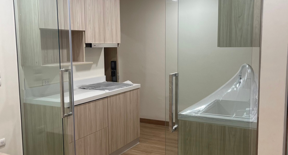 For rent 3 bedrooms condo in Mueang Chiang Mai, Chiang Mai