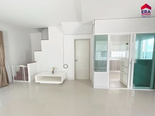 For sale 3 bedrooms house in Mueang Surat Thani, Surat Thani