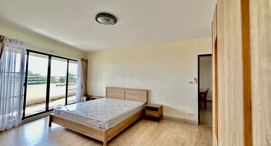 For sale 2 bedrooms condo in Si Racha, Chonburi
