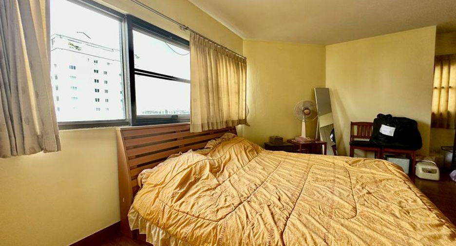 For sale 2 bedrooms condo in Si Racha, Chonburi