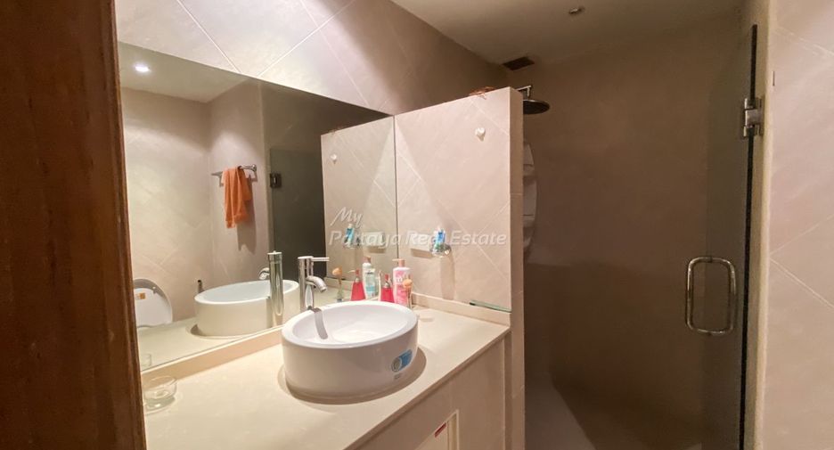 For sale 3 bedrooms condo in Bang Lamung, Chonburi
