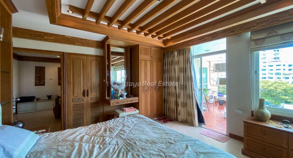 For sale 3 bedrooms condo in Bang Lamung, Chonburi